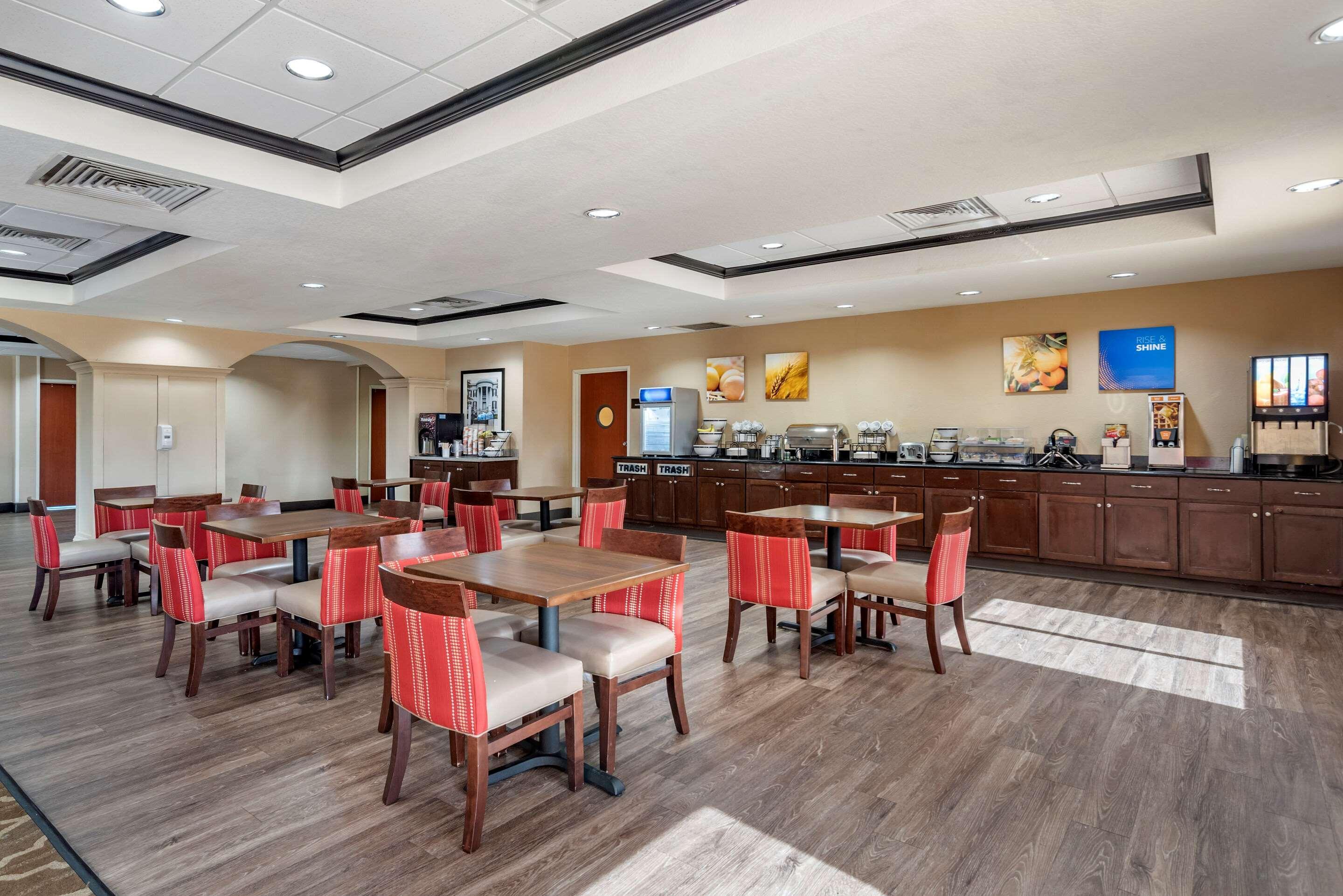 Comfort Inn & Suites Clinton Dış mekan fotoğraf