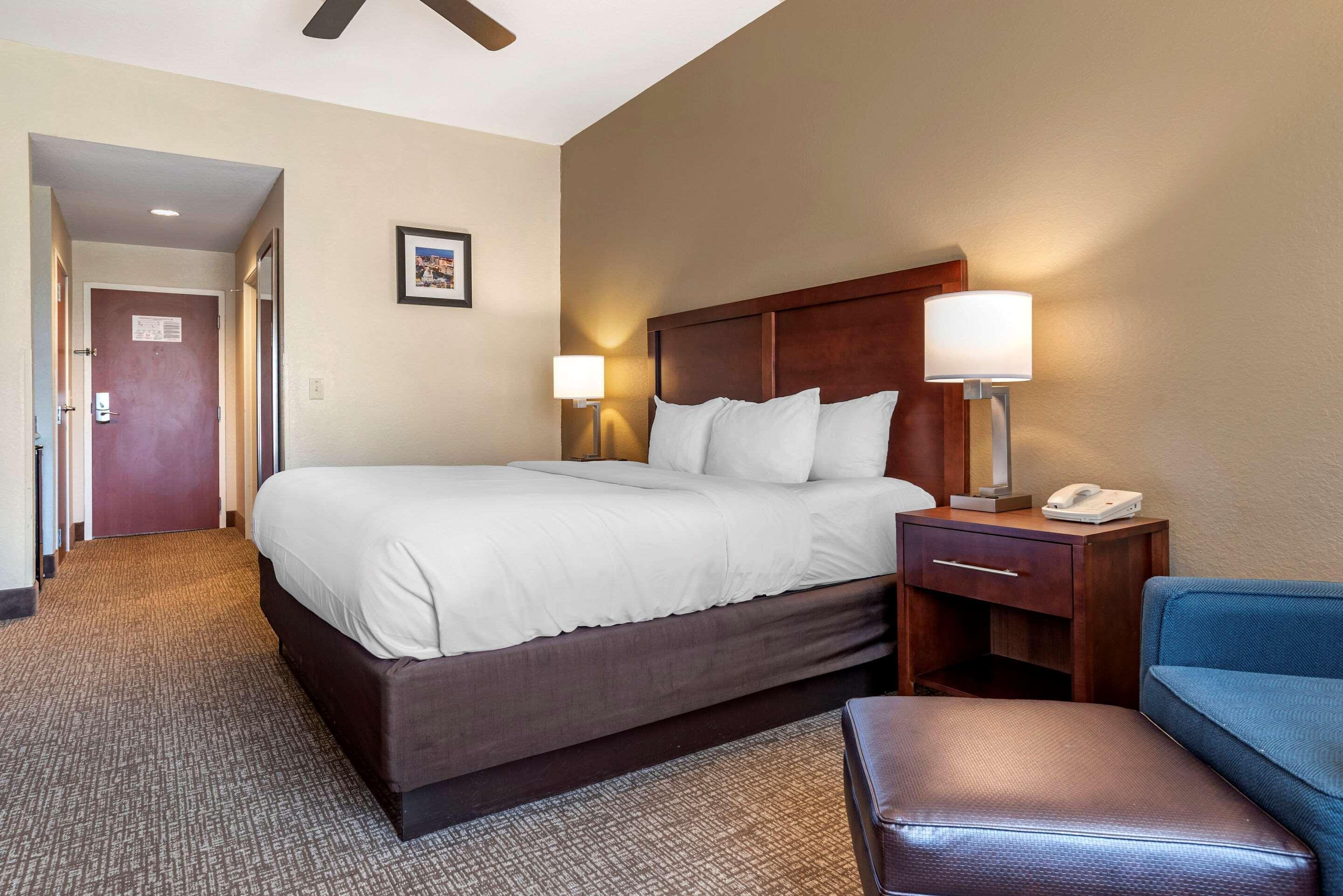 Comfort Inn & Suites Clinton Dış mekan fotoğraf