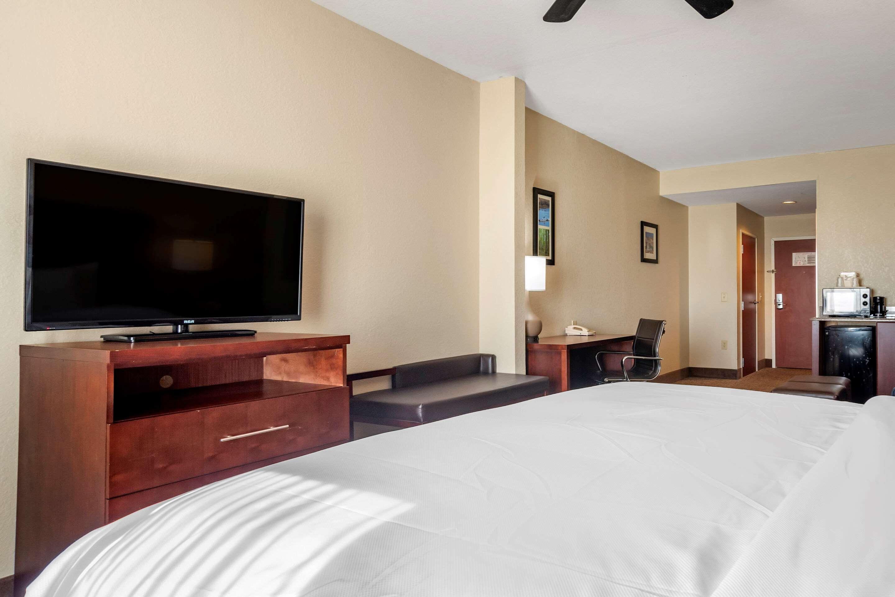 Comfort Inn & Suites Clinton Dış mekan fotoğraf
